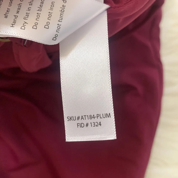 Andie The Canary Tank Top swim Plum Medium - Picture 6 of 7